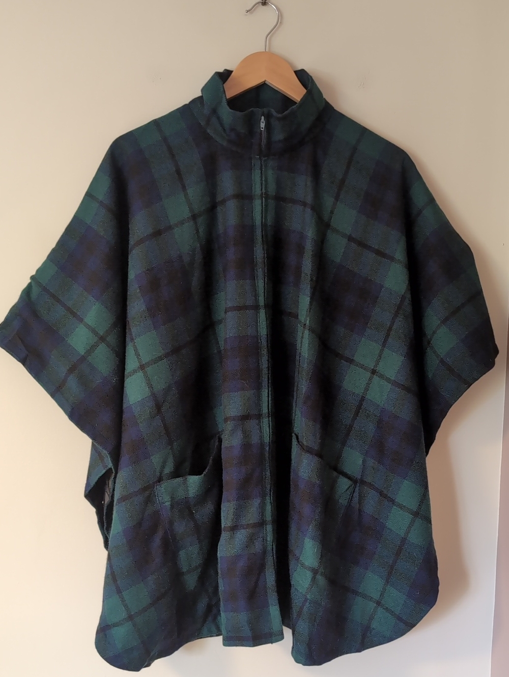Vintage Handmade Wool Cape Shawl Blackwatch Tartan Navy Green Plaid One Size